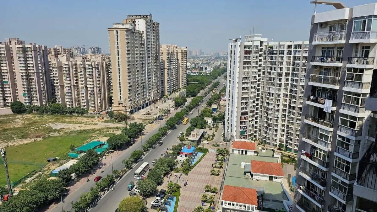 Sector 74 Emerges as Noida’s Next Real Estate Hub — Infrastructure & Investment Insights